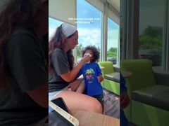 【B】Gebruik Cleanote als uw kind een verstopte neus heeft.